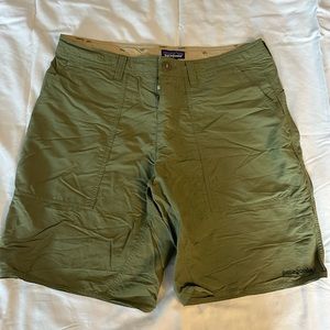 Rare Patagonia Men's Wavefarer Stand Up Shorts Sz 34